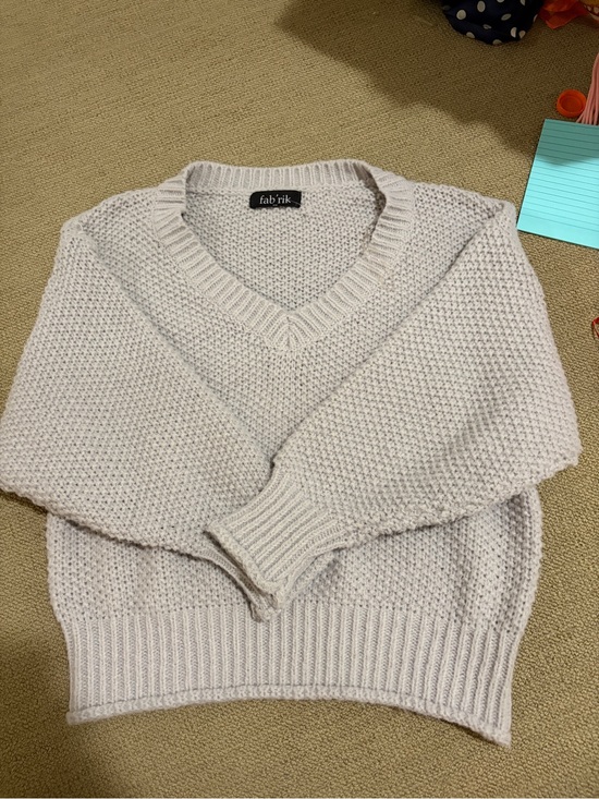 fab'rik Sweaters - Perfect Condition fab'rik Cream V-Neck Knit Sweater